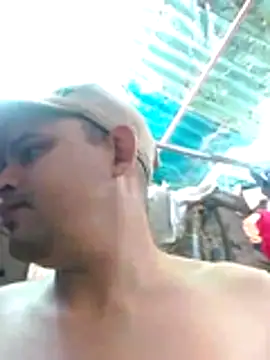 Snapshot of king-lobo-act chatting on October 14, 3:24 pm king-lobo-act online show from October 14, 3:24 pm