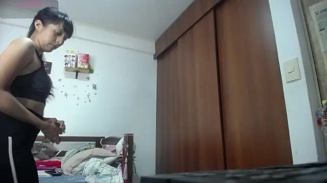 Moon lunita online show from November 11, 11:38 pm