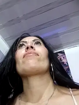 Snapshot of Tania_mature chatting on April 23, 5:37 pm Tania mature online show from April 23, 5:37 pm