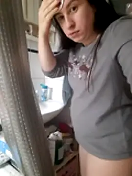 Snapshot of Tinka-Bella-Privat chatting on February 13, 1:18 pm Tinka-Bella-Privat online show from February 13, 1:18 pm