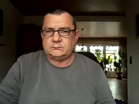 Snapshot of Nobbie444 chatting on May 16, 10:36 am Nobbie444 online show from May 16, 10:36 am