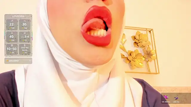 Snapshot of hanajameela chatting on April 22, 11:45 am hanajameela online show from April 22, 11:45 am
