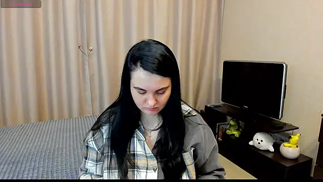 Snapshot of AlanaBrox chatting on May 21, 10:06 pm AlanaBrox online show from May 21, 10:06 pm