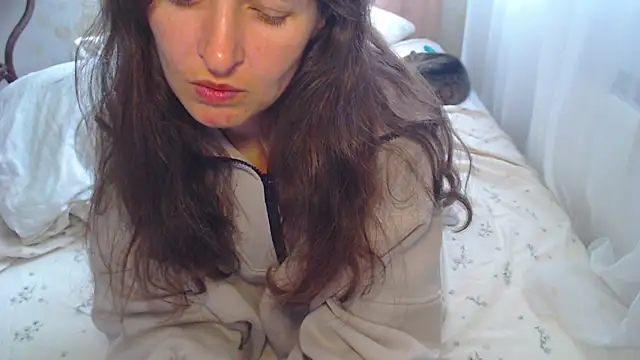 Snapshot of LoraPreston chatting on June 26, 1:15 pm LoraPreston online show from June 26, 1:15 pm