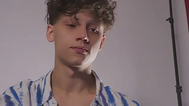 Nicky neal online show from September 27, 1:49 pm