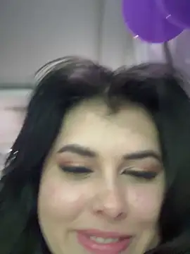 Alyaa s online show from October 3, 11:02 pm