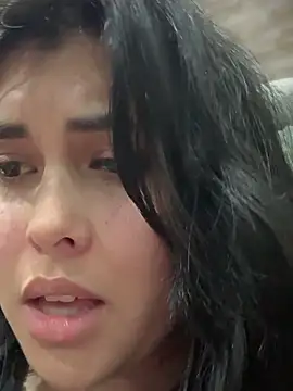 Alyaa s online show from October 21, 4:46 am