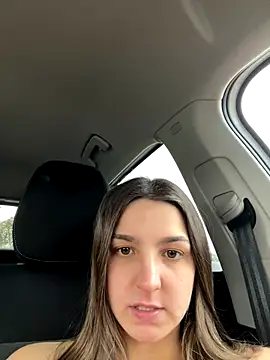 DoriDeluxe66 online show from November 17, 9:59 am