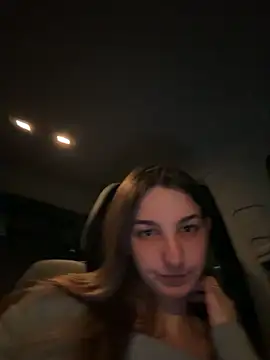 DoriDeluxe66 online show from November 24, 10:20 pm