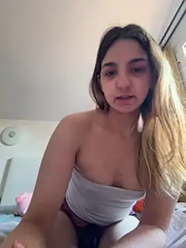 DoriDeluxe66 online show from March 16, 9:35 am