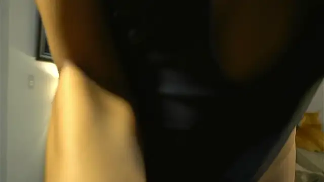 Snapshot of kendall_ruiz chatting on February 27, 12:21 am kendall ruiz online show from February 27, 12:21 am