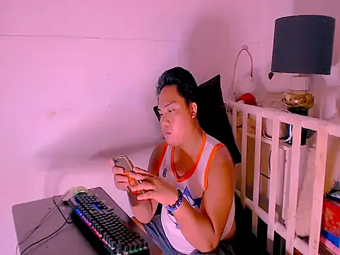 Snapshot of Hardking_69 chatting on July 25, 1:52 pm Hardking 69 online show from July 25, 1:52 pm