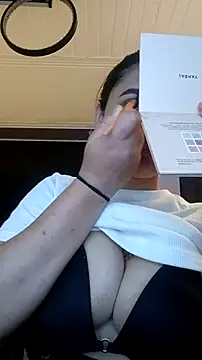 Emiily W online show from March 20, 3:04 pm