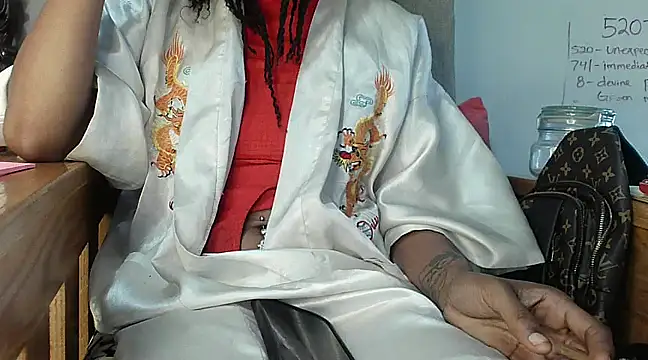 EmpressSunshine online show from March 10, 1:34 am