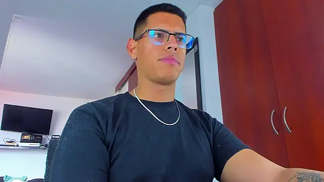  John Boy  online show from March 7, 7:11 pm