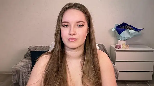 EvaMaddison online show from January 15, 6:40 am