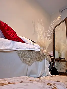 Snapshot of AureliaDoux chatting on October 1, 4:02 pm AureliaDoux online show from October 1, 4:02 pm