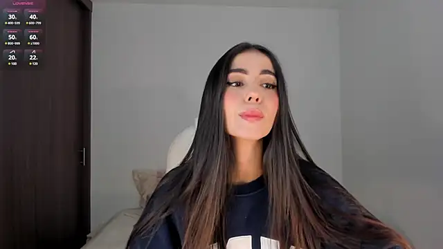 RebeccaBaxter online show from March 11, 12:44 am
