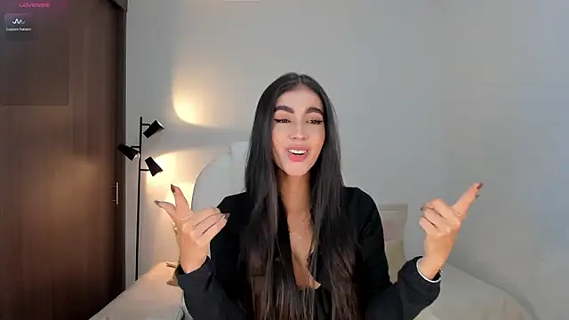 RebeccaBaxter online show from November 12, 1:17 am