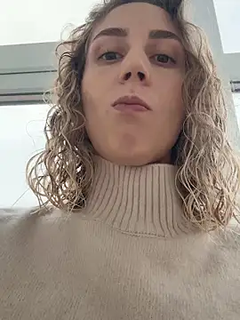 Feral berry 8133 online show from September 30, 11:37 am