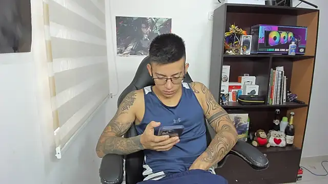 SIXXTOLOVE18 online show from March 6, 6:48 pm