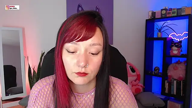 S Lilith  online show from April 14, 9:43 pm