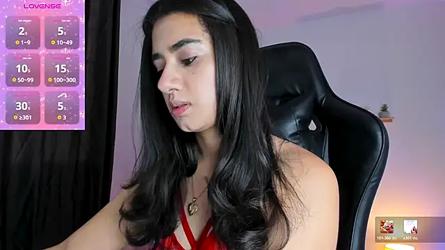 annadu011 online show from December 22, 2:03 pm