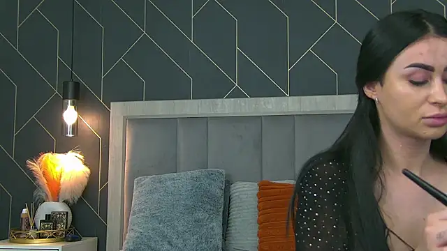 EmyLaveau online show from March 31, 5:19 am