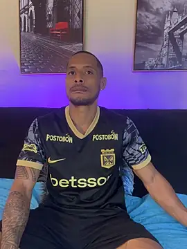 Sweet Alessandre online show from December 4, 7:33 pm