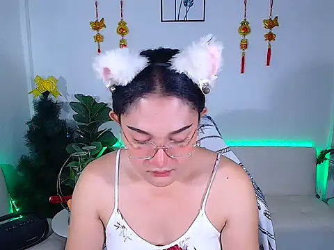 Snapshot of plysaithailand chatting on April 29, 7:23 am plysaithailand online show from April 29, 7:23 am