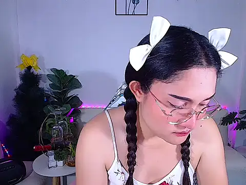 Snapshot of plysaithailand chatting on May 19, 3:46 am plysaithailand online show from May 19, 3:46 am