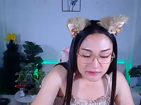 Snapshot of plysaithailand chatting on July 15, 5:45 am plysaithailand online show from July 15, 5:45 am