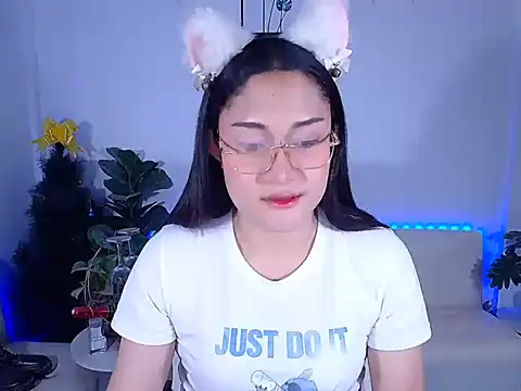 Snapshot of plysaithailand chatting on July 17, 7:26 am plysaithailand online show from July 17, 7:26 am