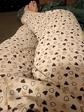 Snapshot of elisamoielisa chatting on November 16, 8:03 pm elisamoielisa online show from November 16, 8:03 pm