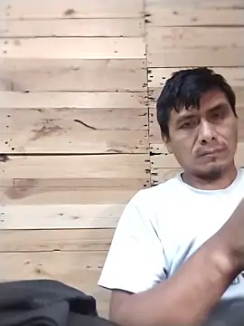 Rusito26 online show from June 17, 8:43 pm