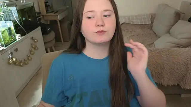 remirann  online show from March 16, 10:41 am