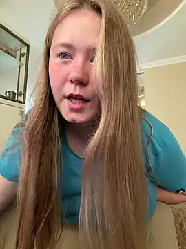 remirann  online show from June 30, 11:44 am
