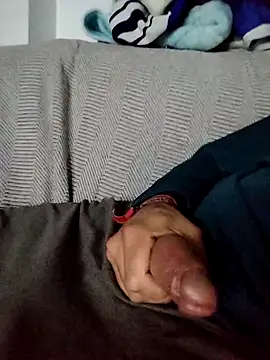 juandi21cm online show from February 7, 11:52 pm