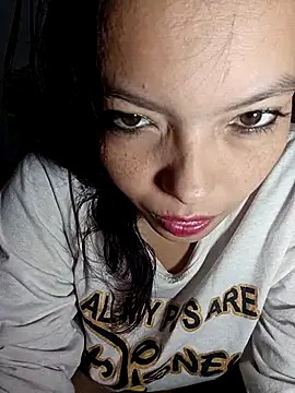 Snapshot of Melanymartinez105 chatting on May 30, 3:25 am Melanymartinez105 online show from May 30, 3:25 am