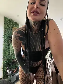 InkedBiitch online show from March 18, 7:33 am