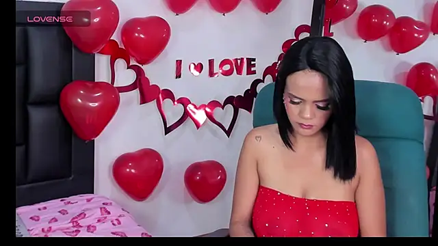 MaiaPetitte  online show from February 15, 12:18 am