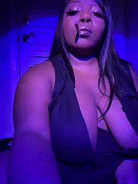 Snapshot of NikkiNoelanii chatting on February 6, 6:07 am NikkiNoelanii online show from February 6, 6:07 am