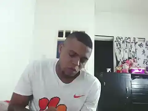 hot and naughty latin online show from January 16, 10:21 am