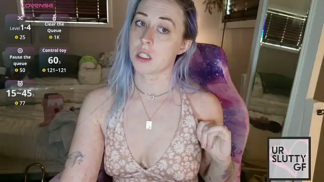 Snapshot of ursluttygf chatting on May 26, 3:08 pm ursluttygf online show from May 26, 3:08 pm