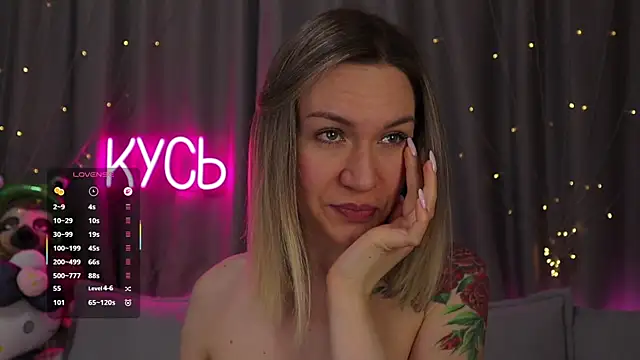  LadyMargo  online show from April 30, 12:39 am