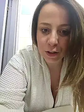 Snapshot of Emma96_hot chatting on March 6, 11:36 am Emma96 hot online show from March 6, 11:36 am