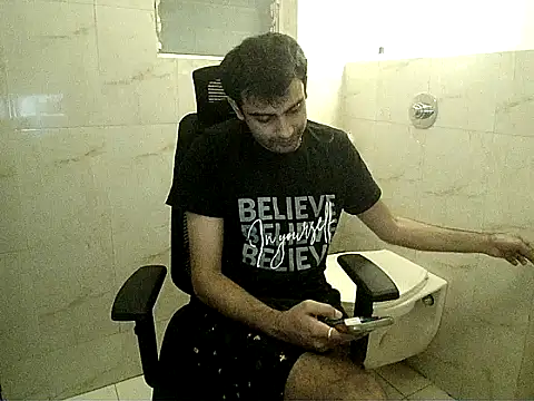 Snapshot of king_kong_india1 chatting on February 1, 10:03 am king kong india1 online show from February 1, 10:03 am