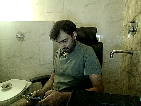 Snapshot of king_kong_india1 chatting on June 30, 6:25 am king kong india1 online show from June 30, 6:25 am