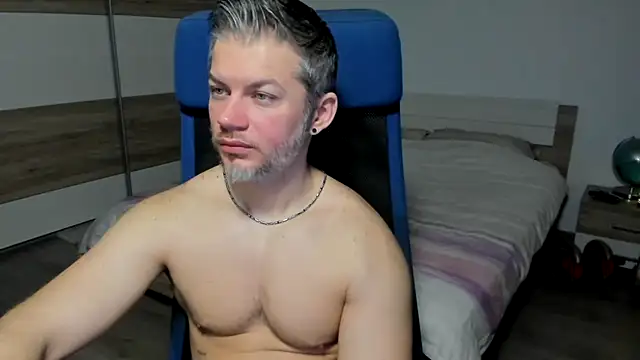 RobbyShawz online show from February 1, 5:39 am