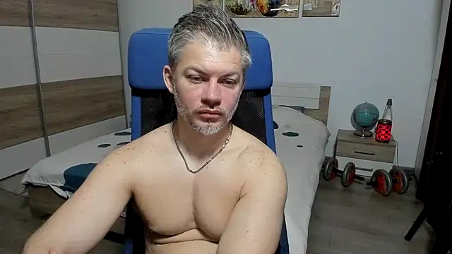 RobbyShawz online show from April 11, 4:50 am